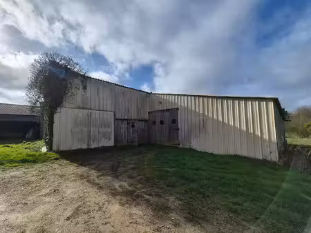 hangar 395m² bourg de quily