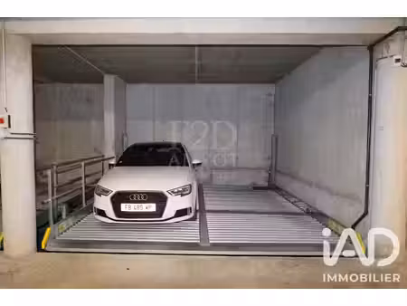 parking à vence (06140)