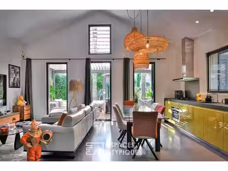 maison loft et ses annexes: local pro  t2 et garage d'exception
