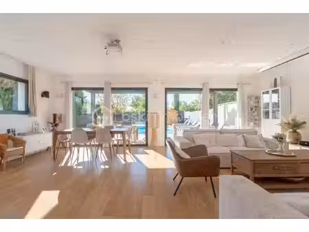 maison de 173 m² à saint-priest