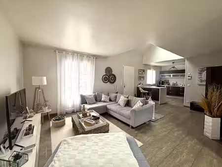 saint-rémy-lès-chevreuse ? maison 5 pièces de 89 m² avec sous-sol total et jardin de 544 m