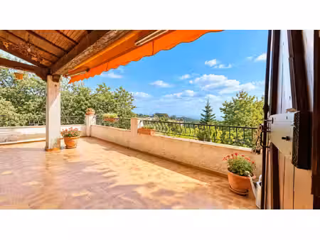 la gaude haut de villa 95 m² et combles aménagés jardin terrasses vue mer