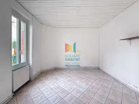 maison de ville avec jardinet à proximité des commodités