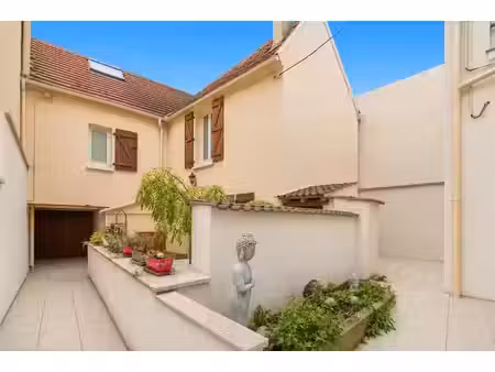 maison de 5 pièces de 85 m² avec jardin à grigny