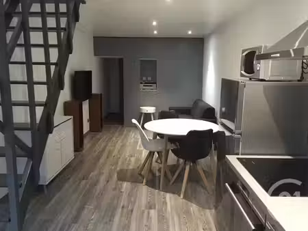 appartement à louer - 2 pièces - 50 m2 - montaigu - 39 - franche-comte