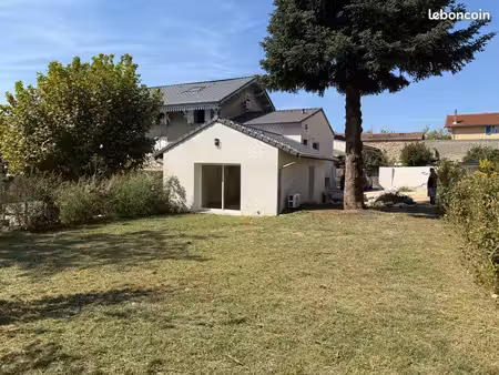 maison avec jardin et parking