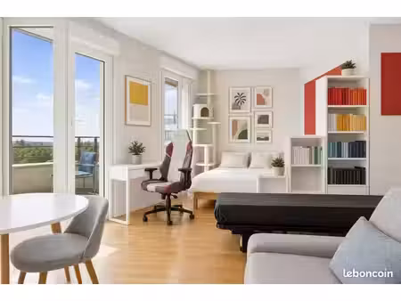 studio 1 pièce 30 m²