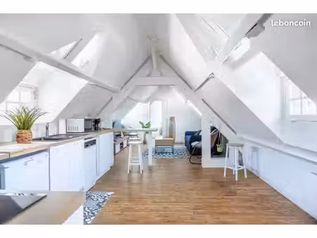 t2 meublé rénové 60 m² vannes intra-muros