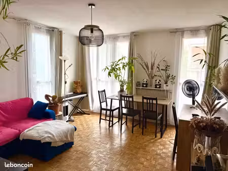 à louer - grand t2 meublé 50 50 m² très lumineux – 2 balcons  parking – antony 92
