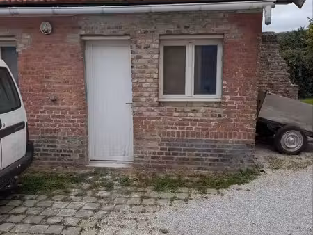 local stockage 7 92m²