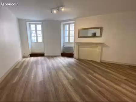chalais centre t2 rénové
