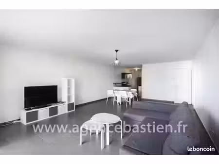 appartement 3 pièces 92 m²