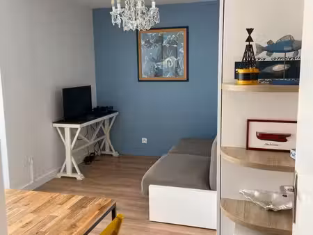a louer studio larmor-plage accès direct plage
