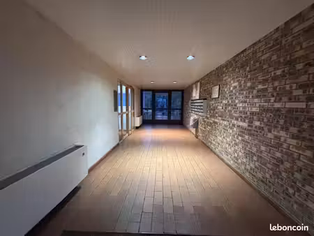 appartement 3 pièces 81 m²