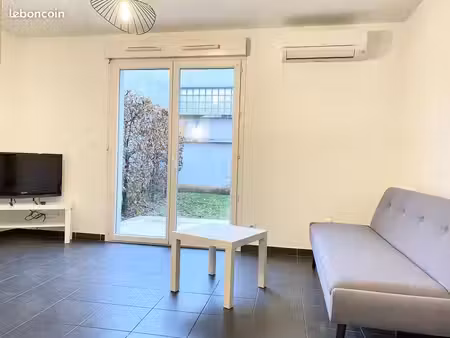 studio 1 pièce 26 m²