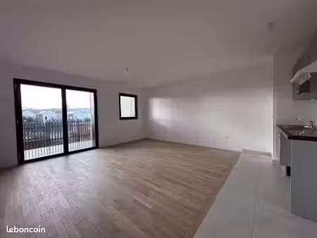 appartement 3 pièces 64 m²