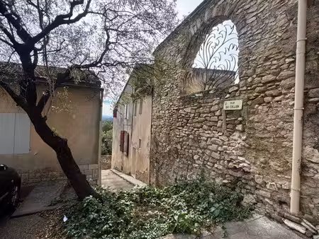 location châteauneuf-de-gadagne