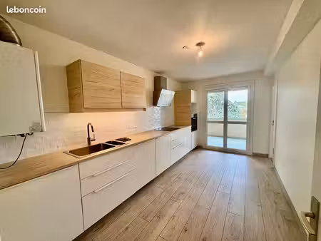 appartement 3 pièces 80 m²