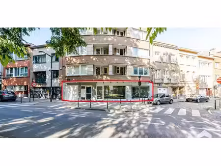 bien commercial à vendre à laeken pour € 445.000