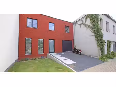 maison à louer à neerijse pour € 1.750 avec 4 chambres à coucher