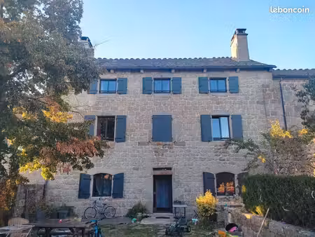location maison individuelle village de saint-gal