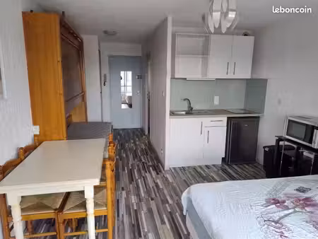 studio meublé