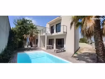 villa moderne  location jusqu’au fin juin