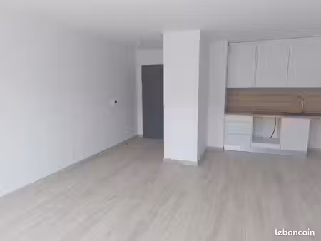 appartement 2 pièces 63 m²