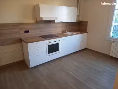 à louer – t2 de 43 m² – tours centre