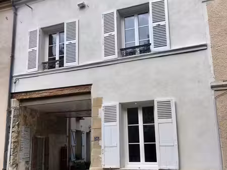 maison de ville à louer