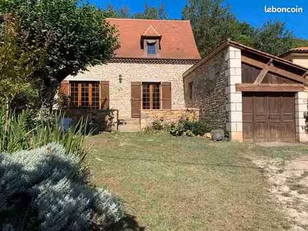 a louer a l'annee maison avec jardin