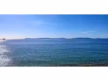 appartement en bord de mer le lavandou (83)