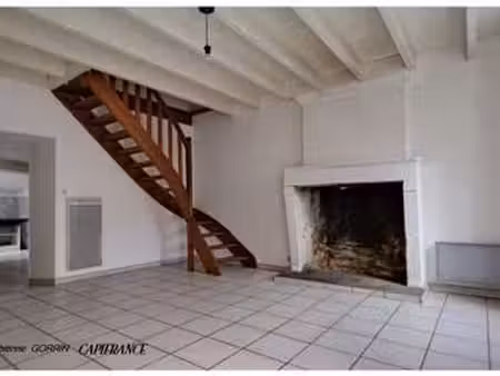 vente maison aux essards (17250) : à vendre / 120m² les essards
