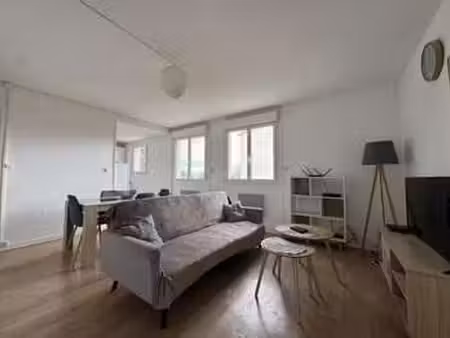 vente appartement 4 pièces à la rochelle (17000) : à vendre 4 pièces / 61m² la rochelle