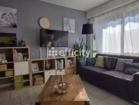 vente appartement 4 pièces à la rochelle (17000) : à vendre 4 pièces / 72m² la rochelle
