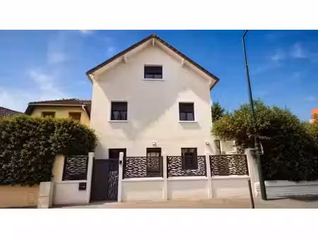 maison familiale 4 pièces de 100 m² – près du raincy