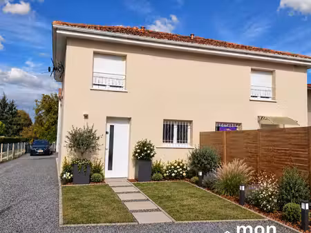 maison t3 de 61 m² avec terrasse  jardin et 2 stationnements à
