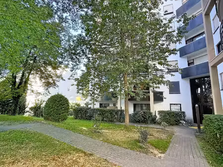 mérignac arlac — superbe studio lumineux avec balcon et parking privé