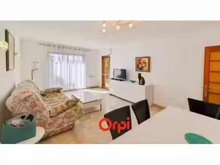 location meublée appartement 3 pièces 63.84 m² à bandol (83150)  1 250 €