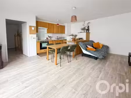 location meublée appartement 3 pièces 63.34 m² à saint-denis (93200)  1 299 €