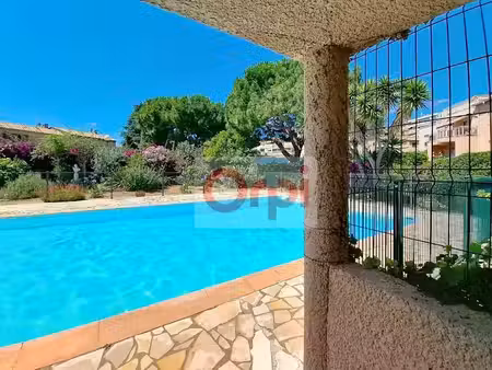 location appartement 3 pièces 66.8 m² à saint-laurent-du-var (06700)  1 212 €