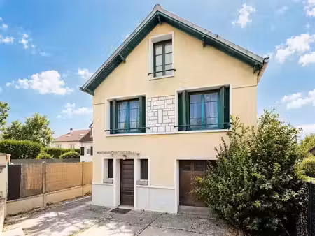 vente maison 6 pièces 155.4 m² à conches-sur-gondoire (77600)  310 000 €