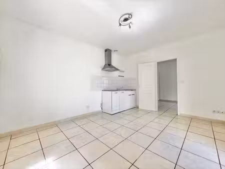palavas centre village f2 climatisé rdc 28 m2