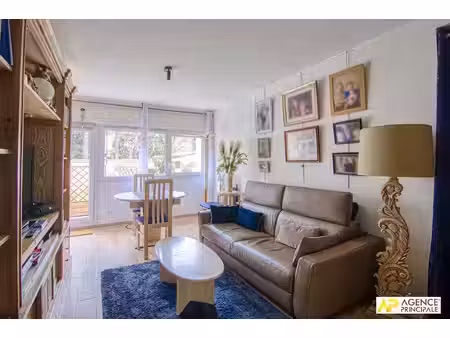 versailles rive-droite appartement 3 pièces 50.23 m² carrez