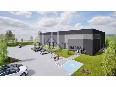 entrepôt indépendant - 1 200 m² de stockage & 3 000 m² de terrain