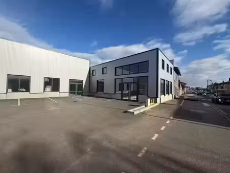 location locaux professionnels 1 pièce 250 m² à macon (71000)  2 000 €