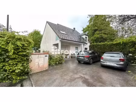 maison bois-guillaume - off market