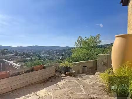 habitation de loisirs à bormes-les-mimosas  avec vue panoramique