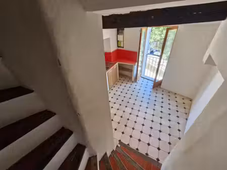 un joli pied à terre à forcalquier