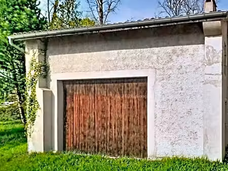dept 33 - gironde - illats - bâtiment à usage de garage 1 pièce(s) de 79m2   terrain de 23